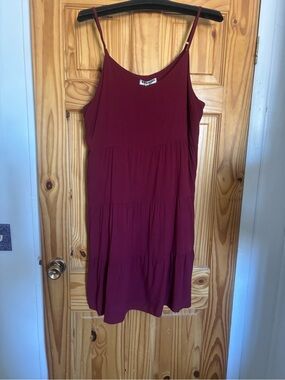 NWT Ecowish Burgundy Sleeveless Tiered Dress xl
